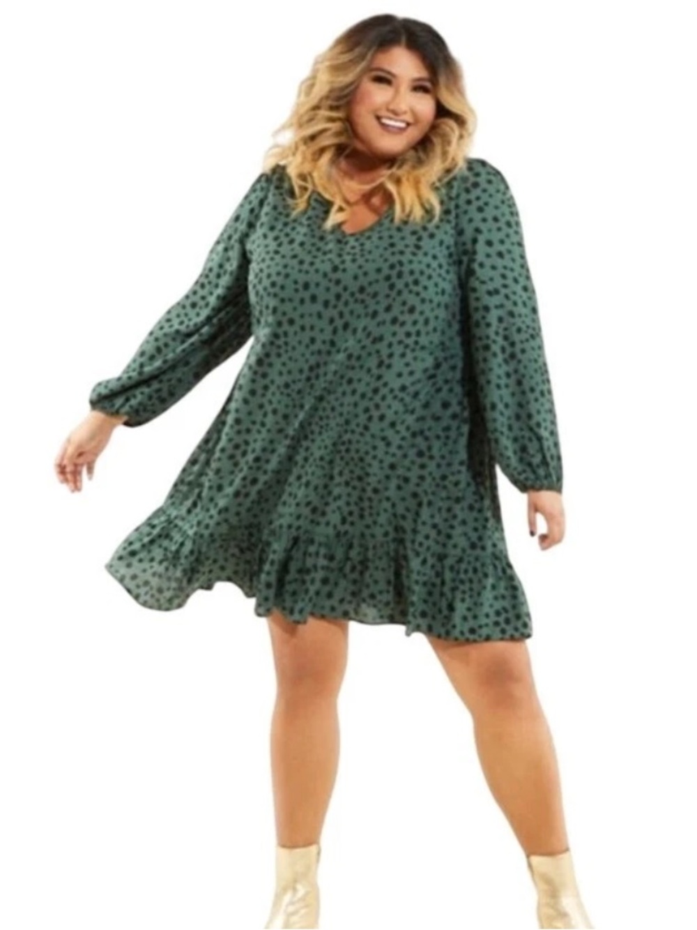 ARULA Long Sleeve Green Animal Print Shift Dress with Ruffle Accent